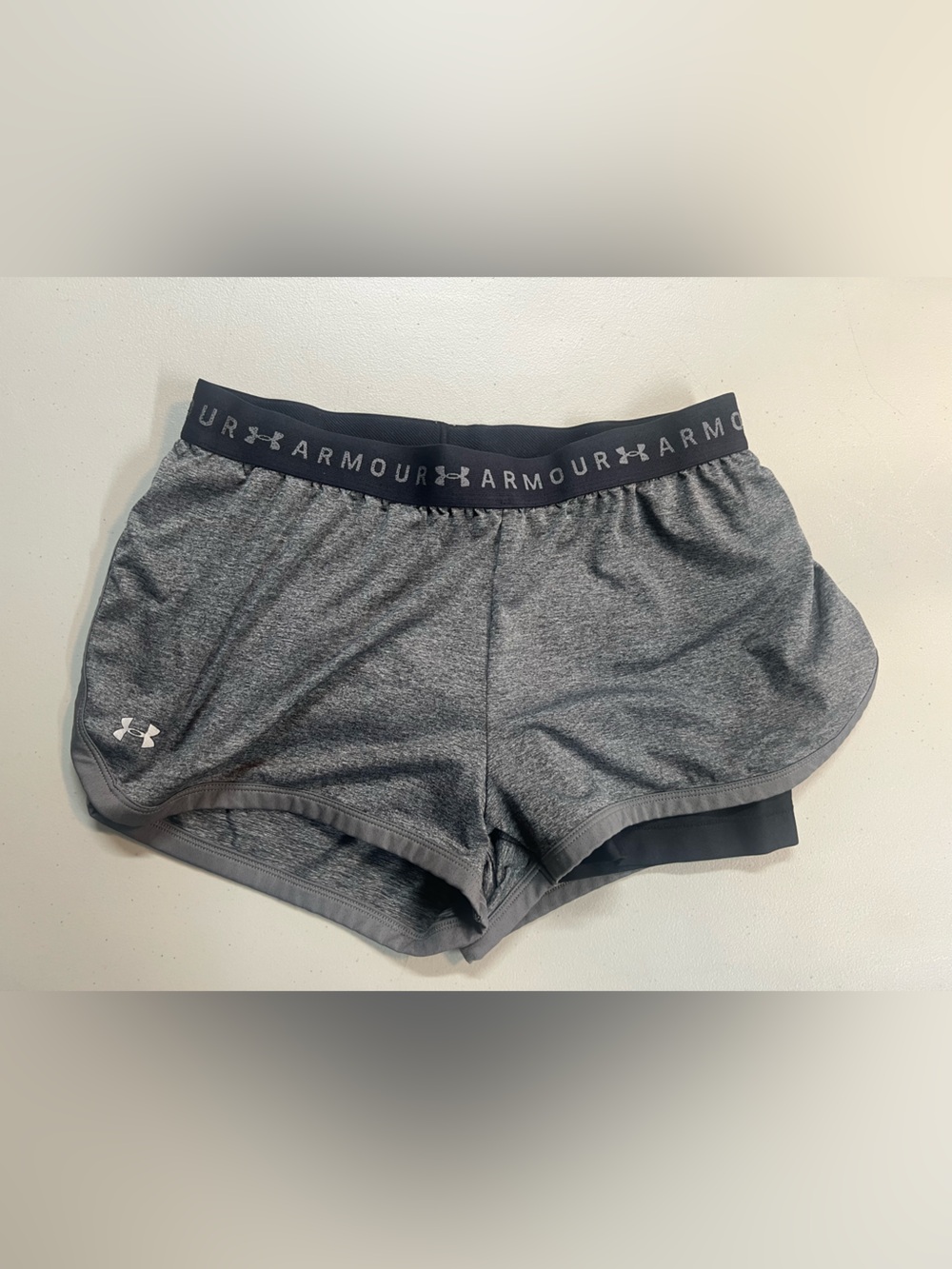 Under Armour HeatGear Compression Athletic Shorts Gray Black Small womens